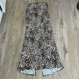 BERSHKA  / Leopard Maxi Satin Skirt w/ Slit - S